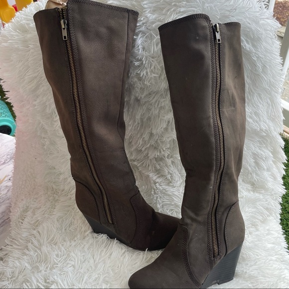 Fergalicious Shoes - Fergalisious (5.5)